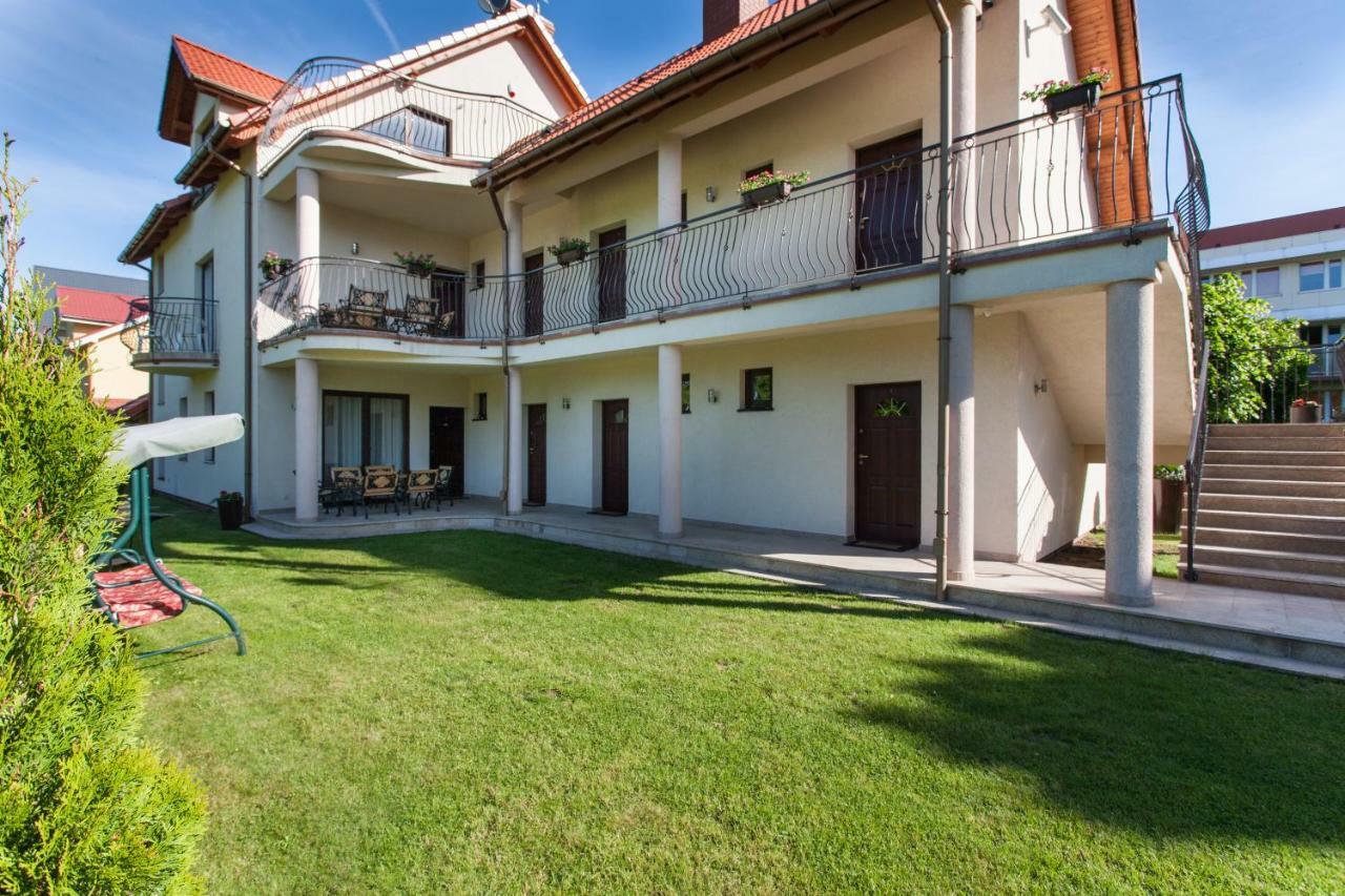 Na Bialej Apartamento Rewal Exterior foto