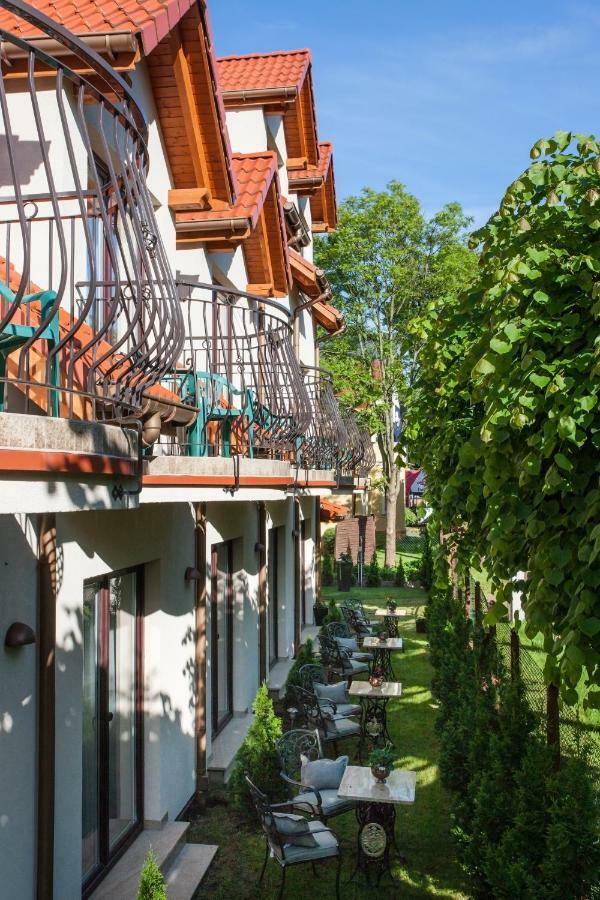 Na Bialej Apartamento Rewal Exterior foto